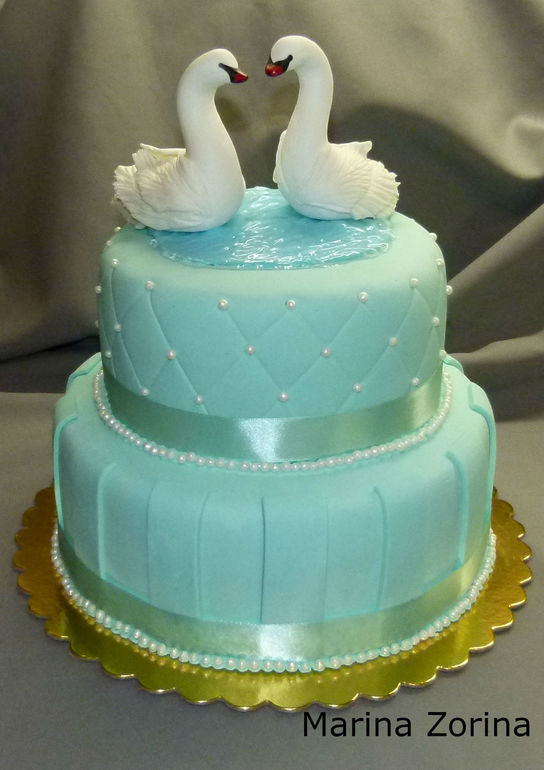 Лебеди на свадебный торт